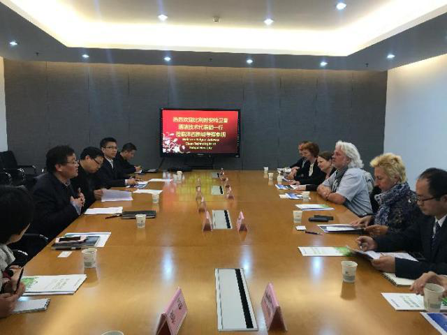 比利时安特卫普清洁技术代表团考察沣西新城实地考察我公司同德佳苑欧冠万博官网登陆万博体育app平台项目 比利时安特卫普清洁技术代表团考察沣西新城实地考察我公司同德佳苑欧冠万博官网登陆万博体育app平台项目