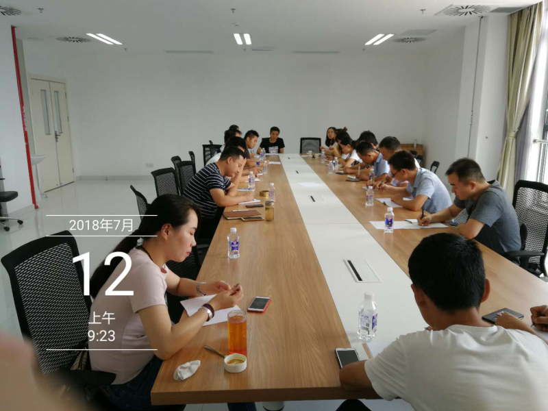 深入施工现场 开展综合培训 深入施工现场 开展综合培训