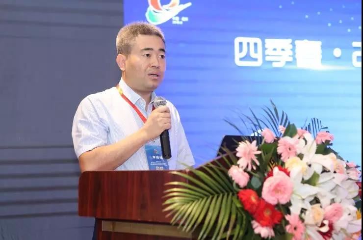 由我司独家总冠名“第十届地源热泵国际论坛”盛大开幕! 由我司独家总冠名“第十届地源热泵国际论坛”盛大开幕!